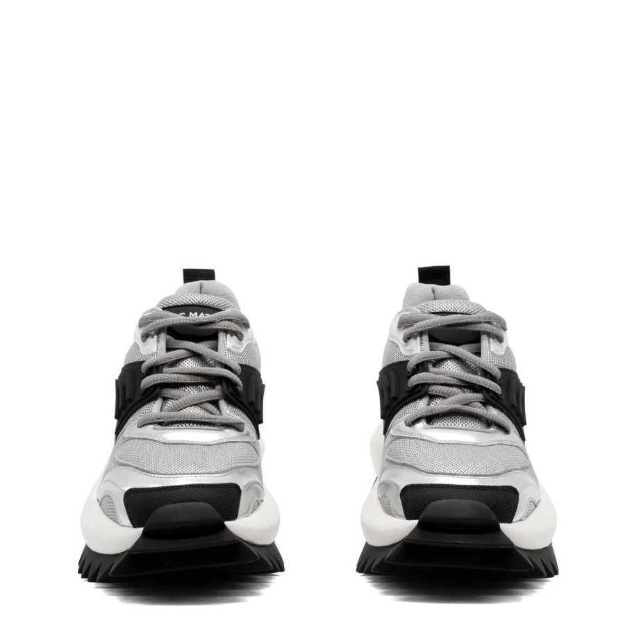 Women VIC MATIE | Black/Silver Running Shoes